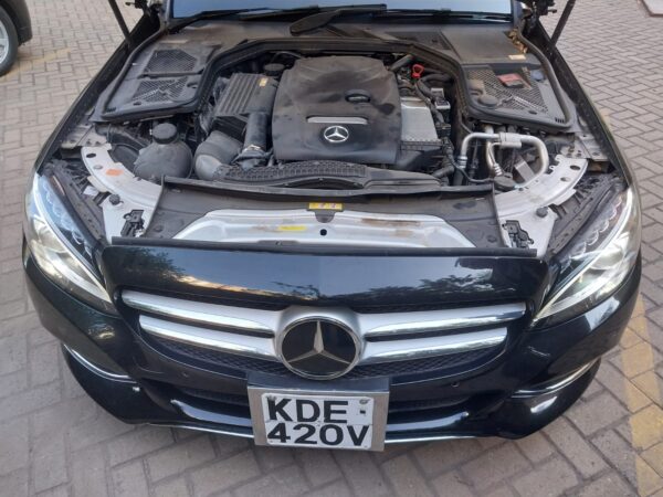 Mercedes Benz C180 AMG - Image 8