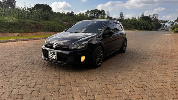 2010 Volkswagen Golf GTI. 2000cc Petrol. - Image 9