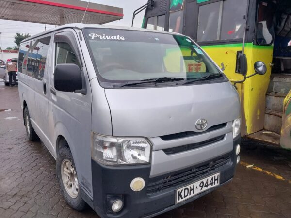 2014 Toyota Hiace, 2000cc