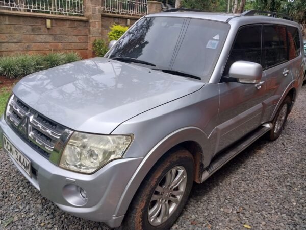 2013 Mitsubishi Pajero Shogun. 3000cc Diesel