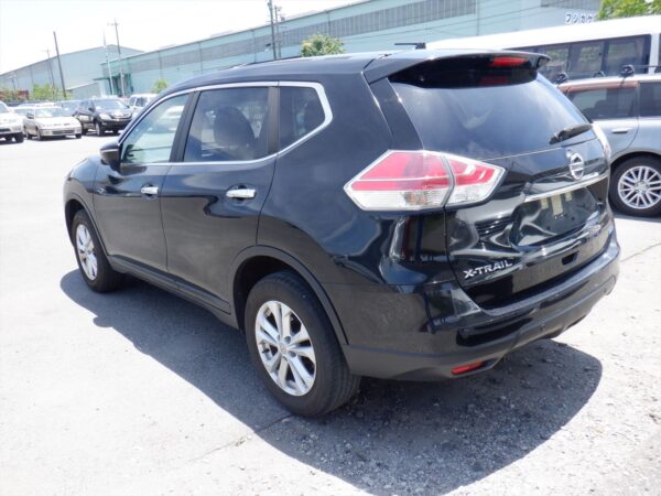 2015 Nissan Xtrail 2000cc petrol - Image 3