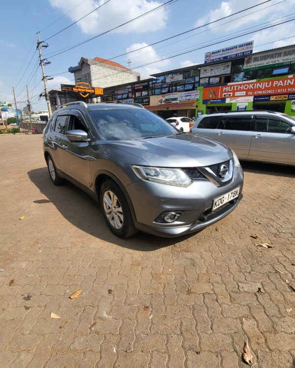 2014 Nissan Xtrail 2000cc petrol - Image 9