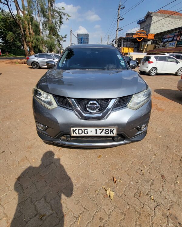 2014 Nissan Xtrail 2000cc petrol - Image 7