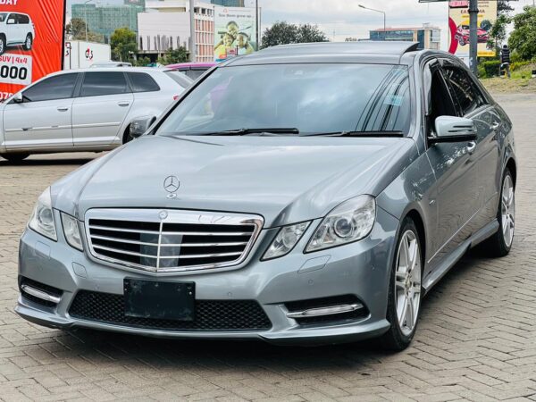 2012 Mercedes-Benz E250 1800cc Petrol