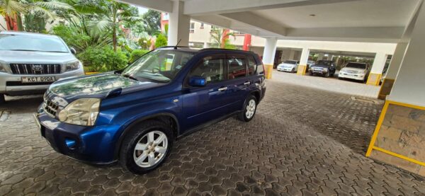 2008 Nissan Xtrail 2000cc petrol - Image 9