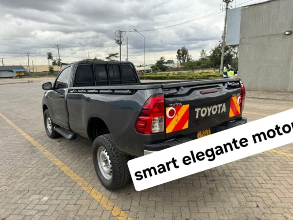 2018 Toyota Hilux Single Cabin 2400cc GD6 - Image 4