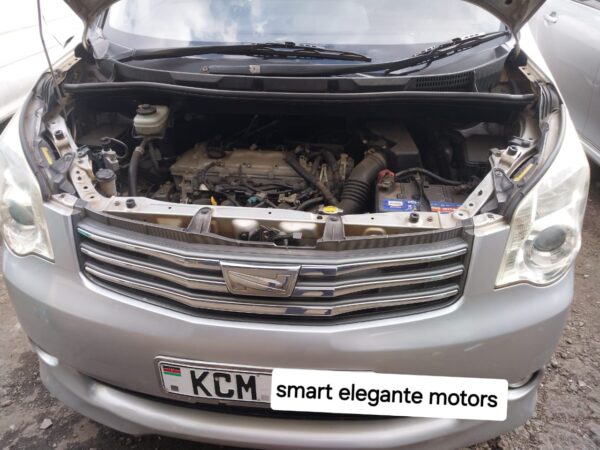 2011 Toyota Noah 2000cc petrol - Image 2