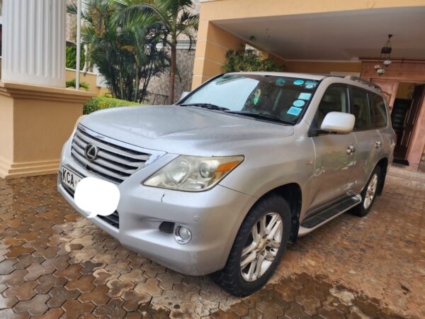 2008 Lexus LX570 5700cc petrol - Image 10