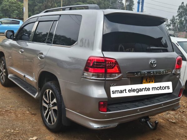 2010 Toyota Landcruiser V8 4500cc Diesel - Image 12