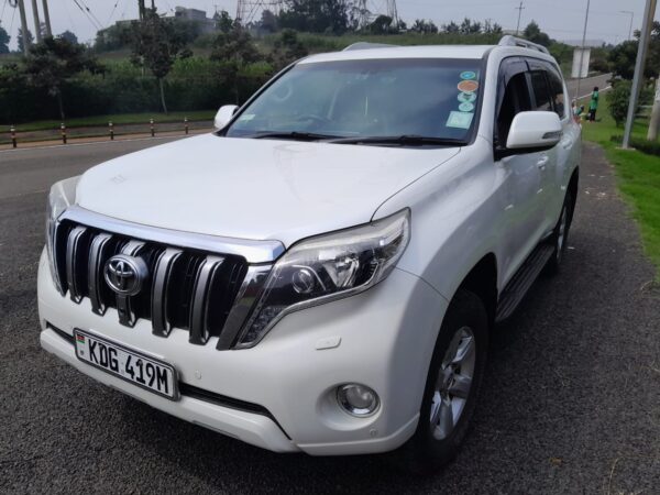 2014 Toyota Landcruiser Prado 2700cc petrol - Image 8