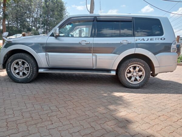 2014 Mitsubishi Pajero 3200cc Diesel - Image 5