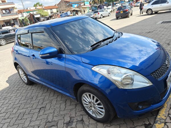 2012 SUZUKI SWIFT 1300cc petrol - Image 3