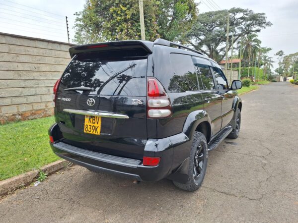 2006 Toyota Prado 120 series 3000cc petrol - Image 12