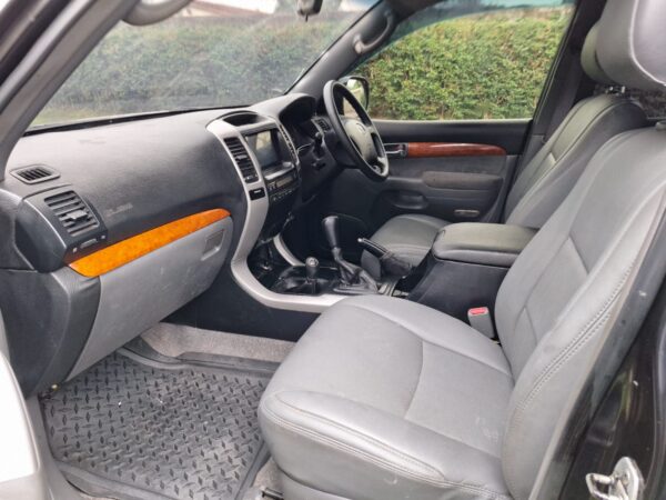 2006 Toyota Prado 120 series 3000cc petrol - Image 8