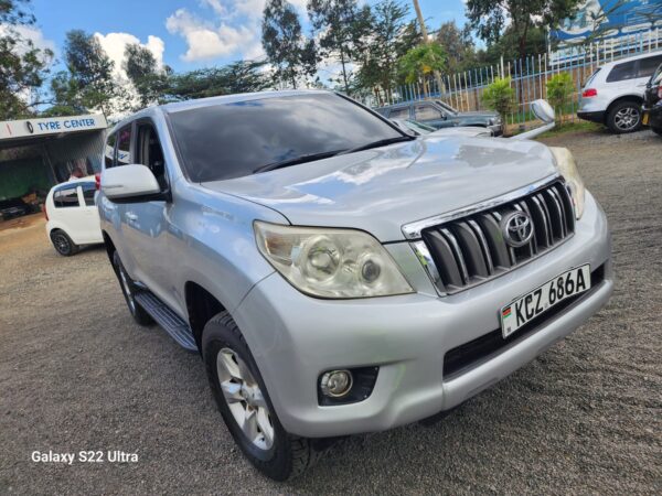 Toyota Prado 2700cc petrol