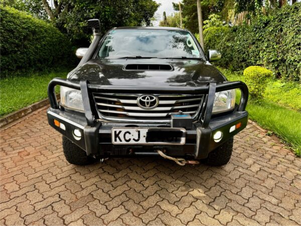 2013 Toyota Hilux Invincible 3000cc Diesel Turbo - Image 6