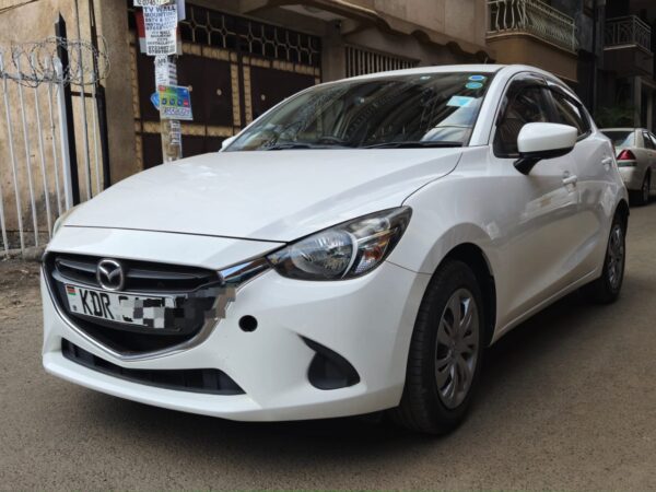 2017 MAZDA DEMIO FRESH IMPORT 1300cc Petro - Image 9