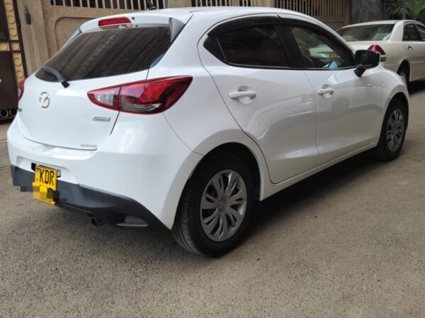 2017 MAZDA DEMIO FRESH IMPORT 1300cc Petro - Image 8