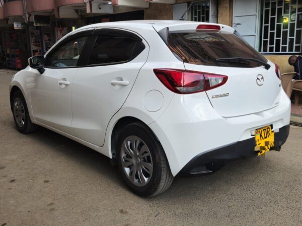 2017 MAZDA DEMIO FRESH IMPORT 1300cc Petro - Image 4