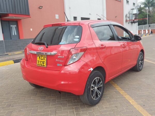 2012 Toyota vitz  1300cc Petrol - Image 7