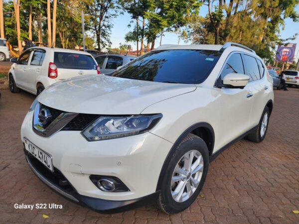 2014 Nissan X-Trail 2000cc - Image 4