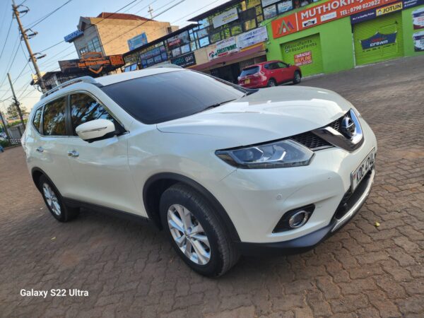 2014 Nissan X-Trail 2000cc - Image 2