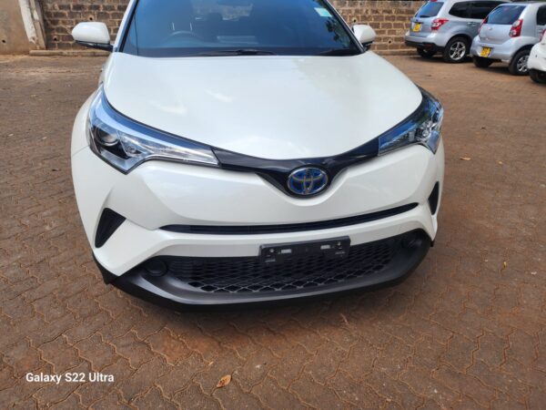 2017 Toyota C-HR(hybrid) 1800cc - Image 9