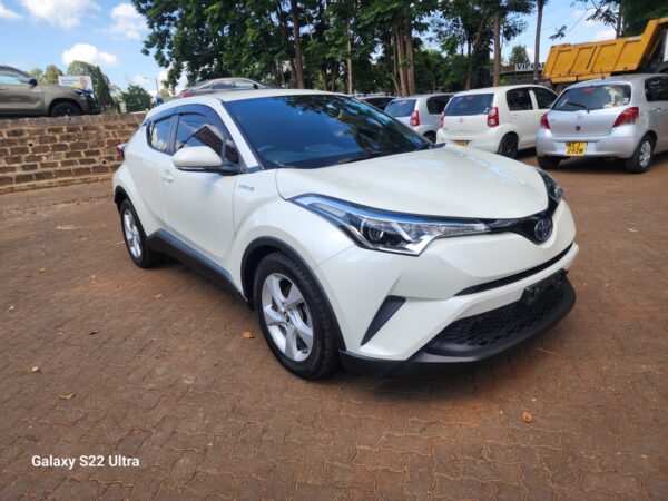 2017 Toyota C-HR(hybrid) 1800cc - Image 6