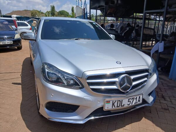 2015 Mercedes-Benz E250