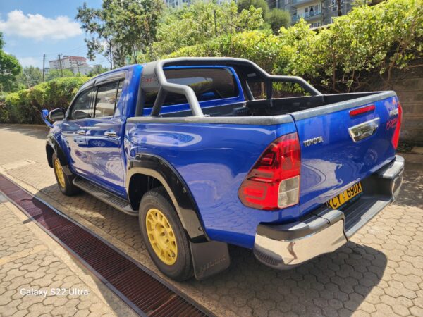 2018 Toyota Hilux 2800cc Diesel - Image 4