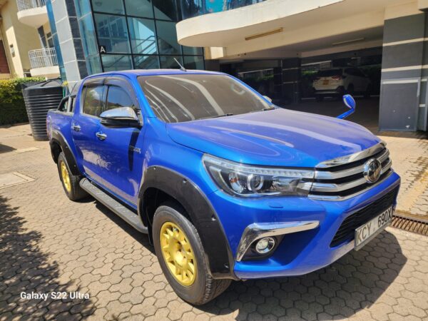 2018 Toyota Hilux 2800cc Diesel - Image 2