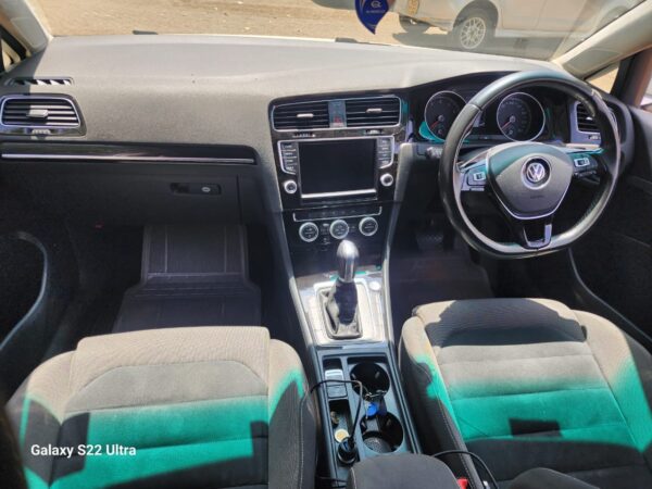 2015 volkwagenMK7 golf 1400 CC Petrol - Image 3