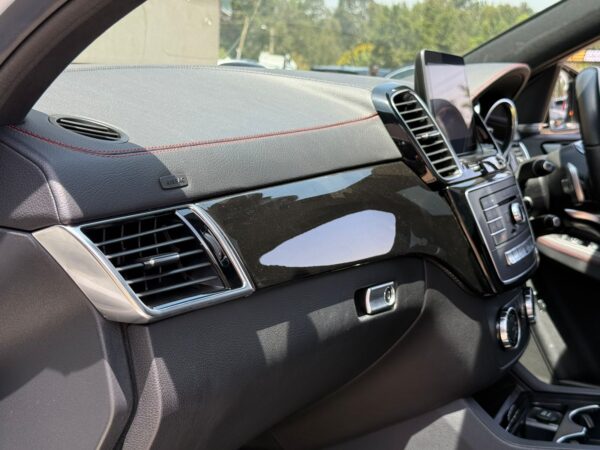 2017 Mercedes GLE 43 coupe 3000CC Petrol - Image 18