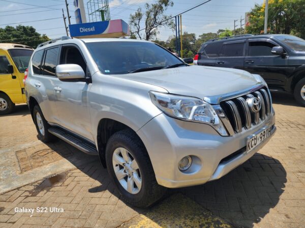 2013 Toyota prado 3000CC Diesel - Image 3