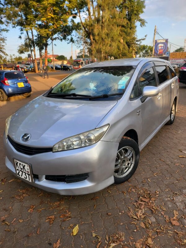 2009 Toyota wish 1800CC Petrol - Image 3