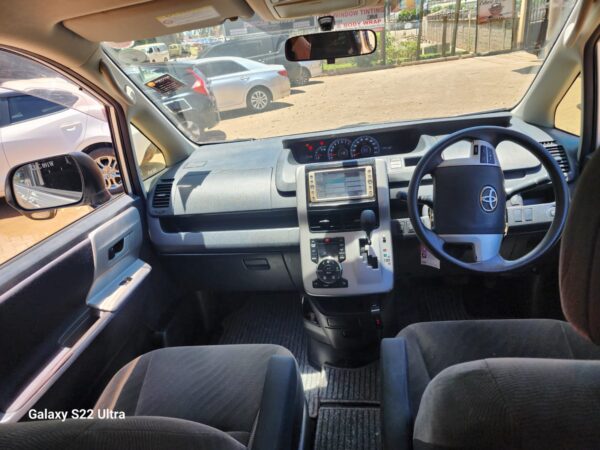 2013 Toyota Noah 2000CC Petrol - Image 8