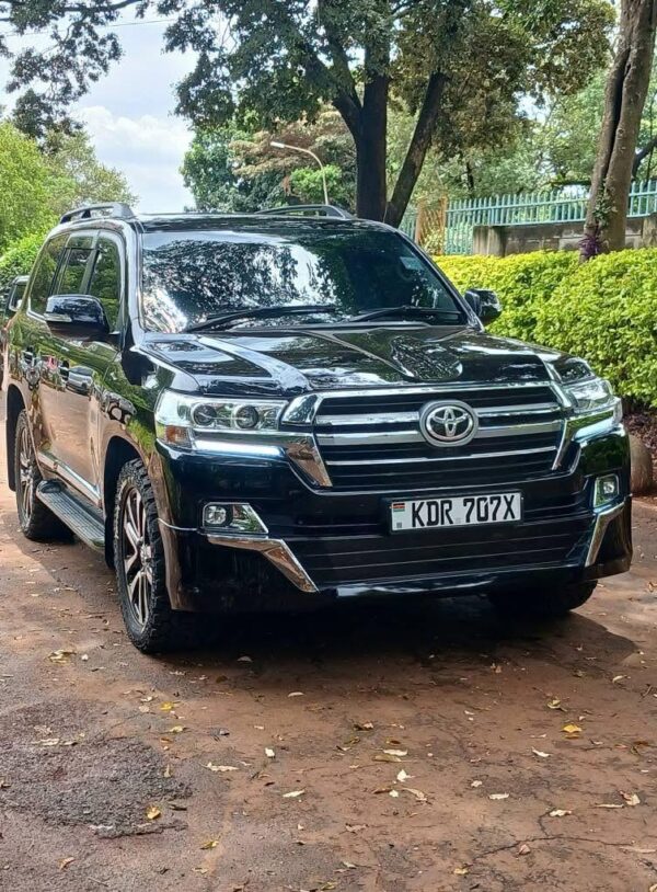 2016 TOYOTA LANDCRUISER V8 200 SERIES 4.6L petrol v8 engine - Image 2