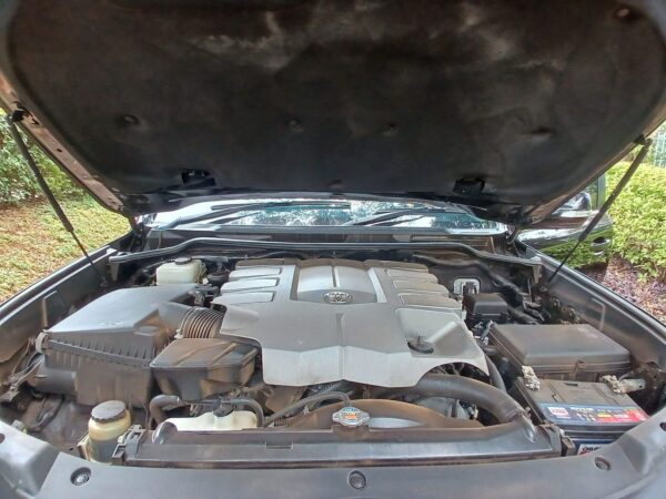 2016 TOYOTA LANDCRUISER V8 200 SERIES 4.6L petrol v8 engine - Image 5