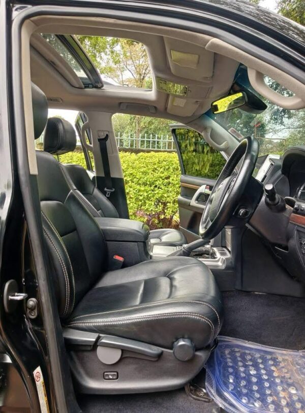 2016 TOYOTA LANDCRUISER V8 200 SERIES 4.6L petrol v8 engine - Image 11