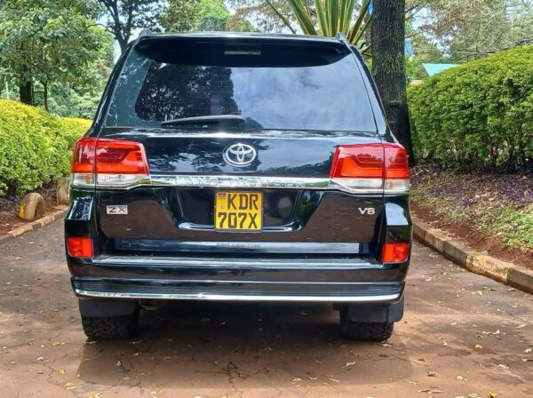2016 TOYOTA LANDCRUISER V8 200 SERIES 4.6L petrol v8 engine - Image 12