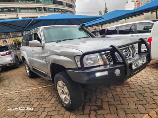 2008 Nissan patrol 4759CC Petrol - Image 8