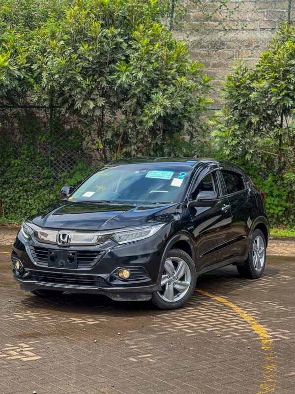 2018 Honda vezel 1500CC Petrol hybrid - Image 4
