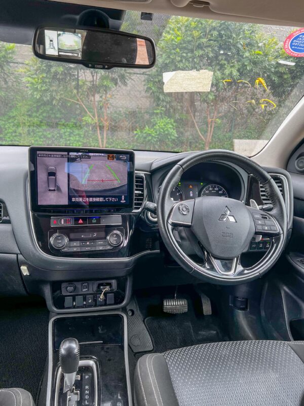 2017 Mitsubishi Outlander 2000CC Petrol - Image 7