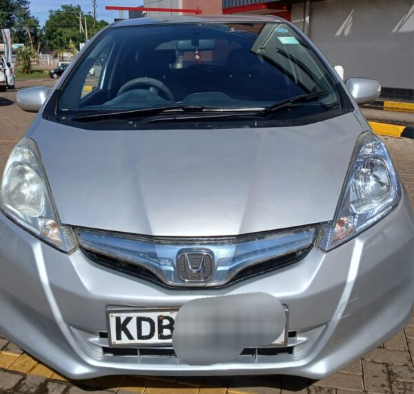 2013 Honda fit hybrid 1300CC Petrol