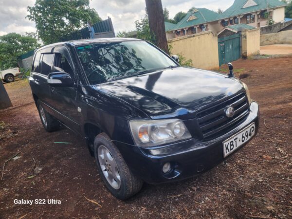 2005 Toyota kluger 2400CC Petrol - Image 9