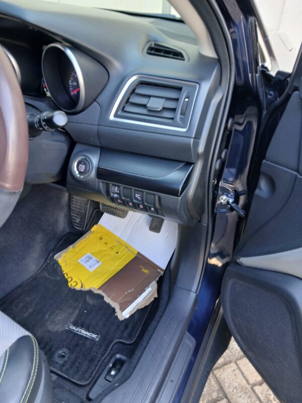 2017 Subaru outback 2350CC Petrol - Image 7