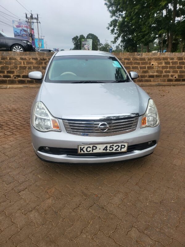2011 Nissan bluebird 2000CC Petrol