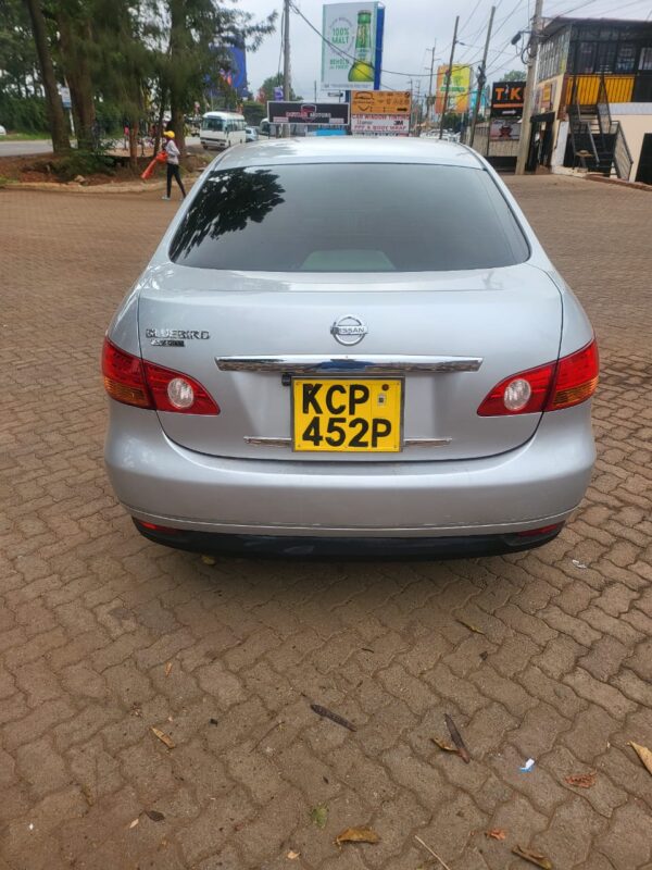 2011 Nissan bluebird 2000CC Petrol - Image 6