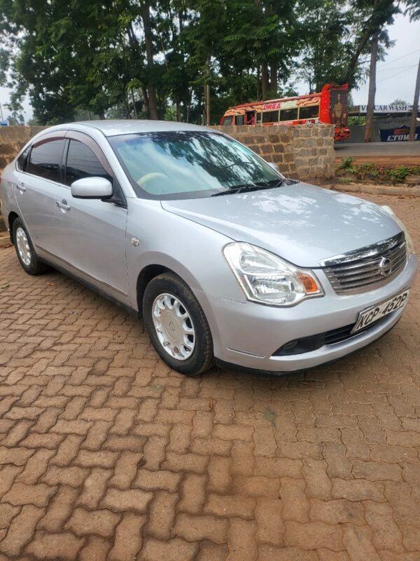 2011 Nissan bluebird 2000CC Petrol - Image 10