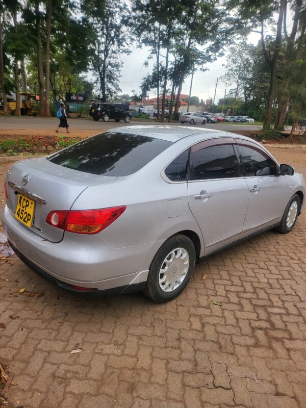 2011 Nissan bluebird 2000CC Petrol - Image 11